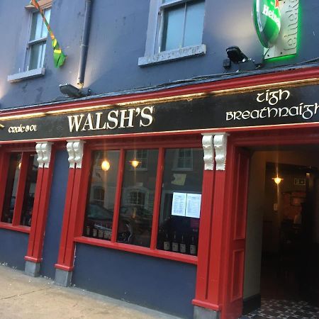 Walsh'S Apartment 2 Westport Esterno foto
